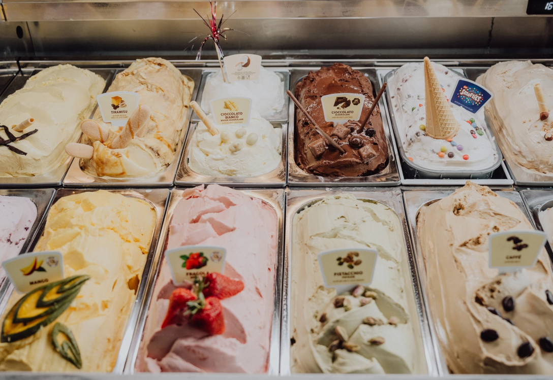 Eis Vitrine