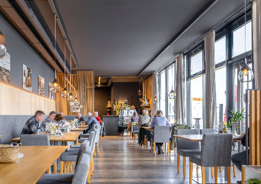Dorf Cafe Lochen